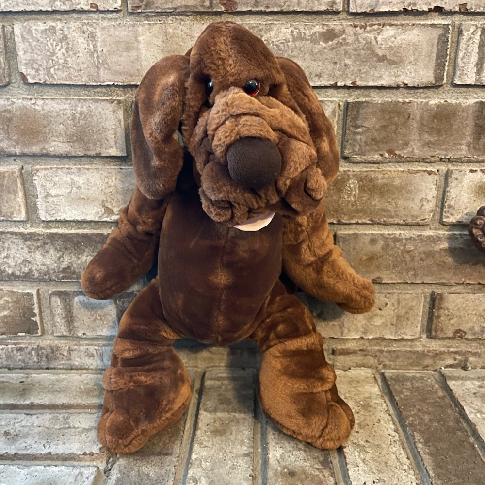 1981 Puppet “Wrinkles” Stuffed Dog